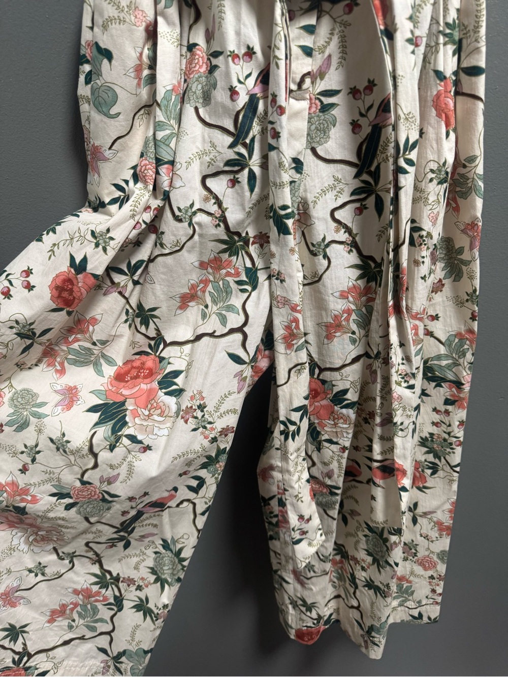 Gal Meets Glam Anthropologie Sophia Floral Tie-Waist Jumpsuit Size 2 - Picture 6 of 12